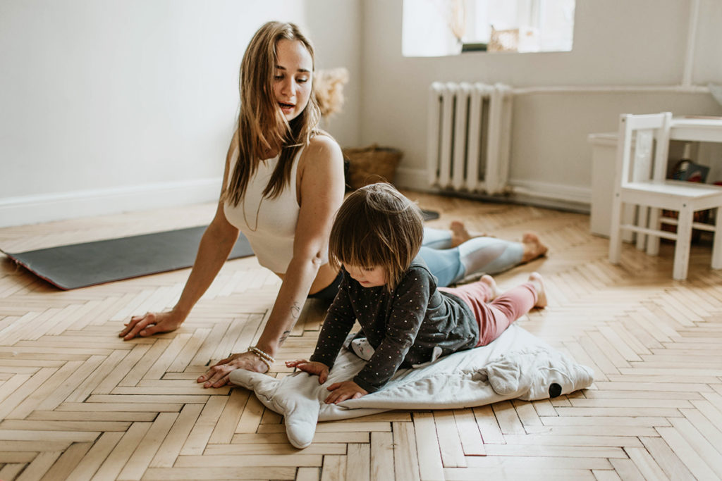 Yoga Duo Parents Enfants - Foix Ariege 09